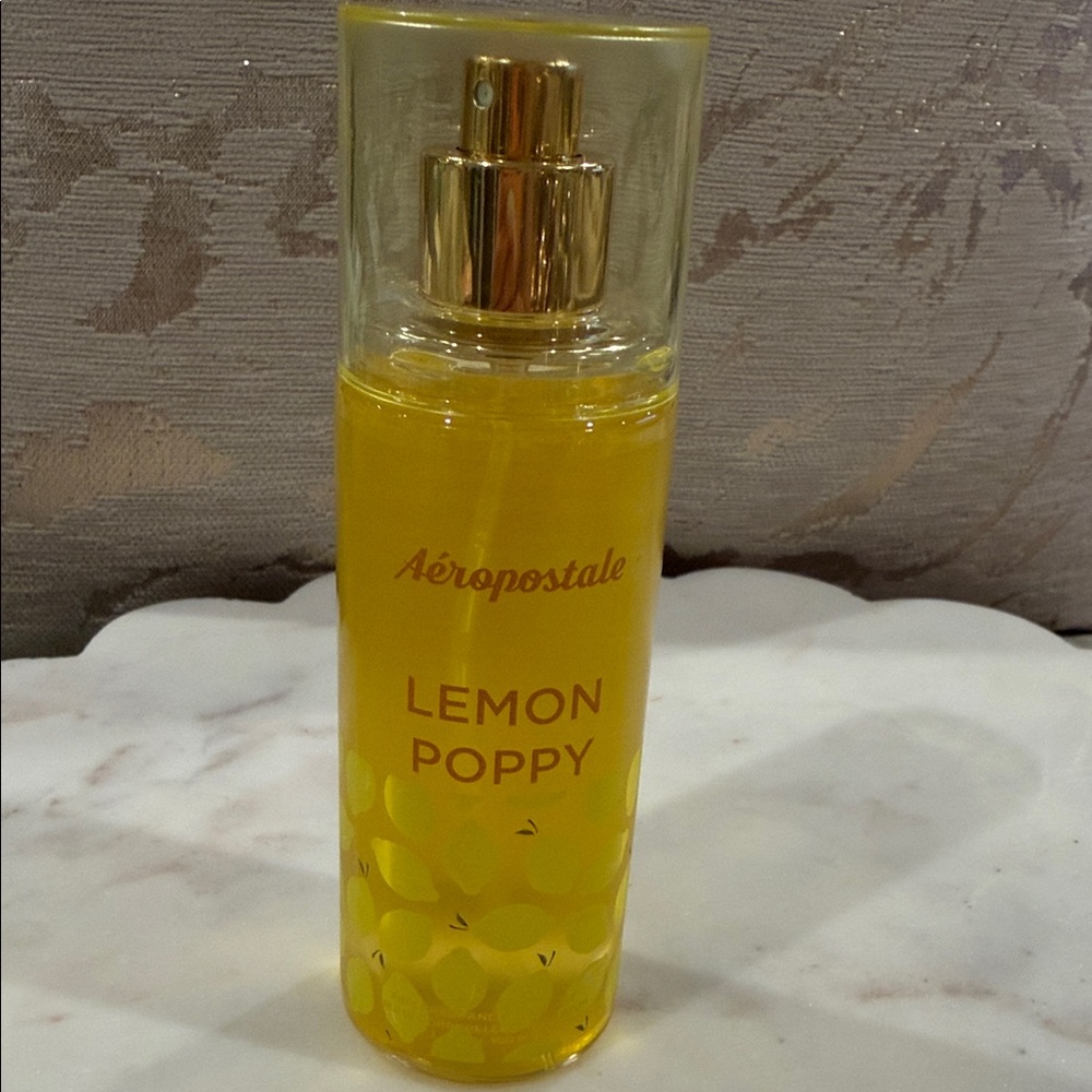 Aeropostale Fruity and Floral Body Mist Lemon Poppy Scent